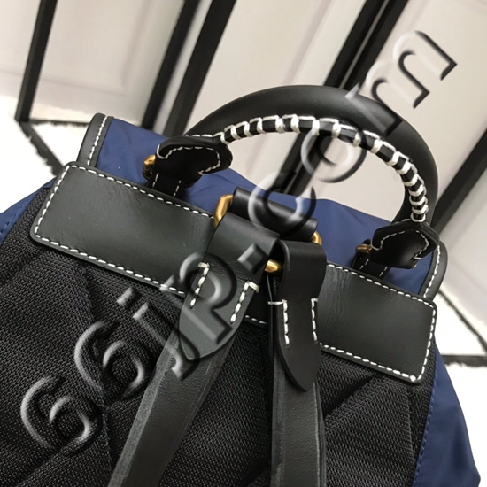 バーバリーバッグ素材ディテール
